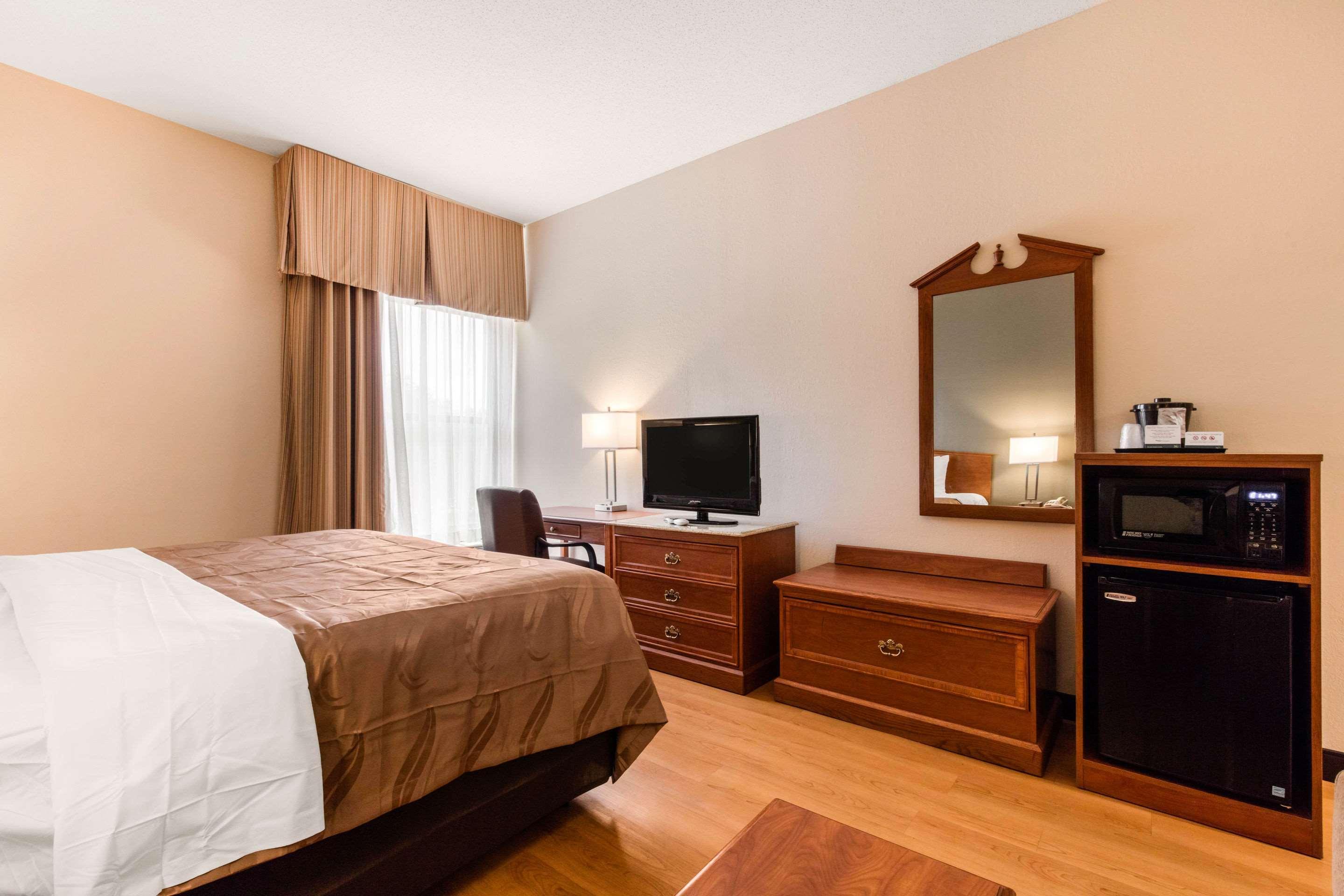 Quality Inn Valley - West Point Εξωτερικό φωτογραφία