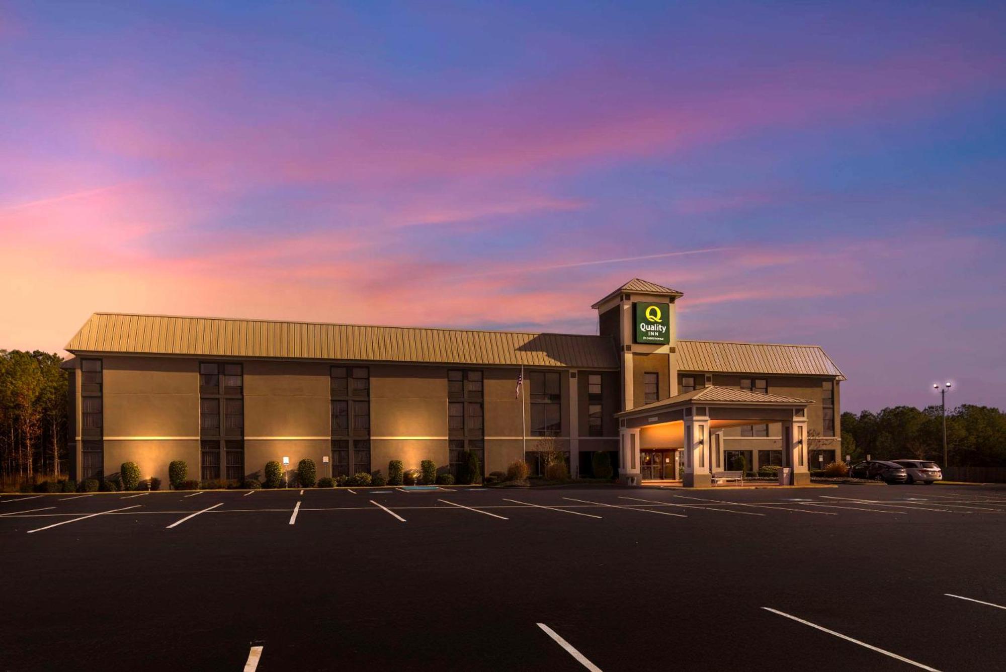 Quality Inn Valley - West Point Εξωτερικό φωτογραφία