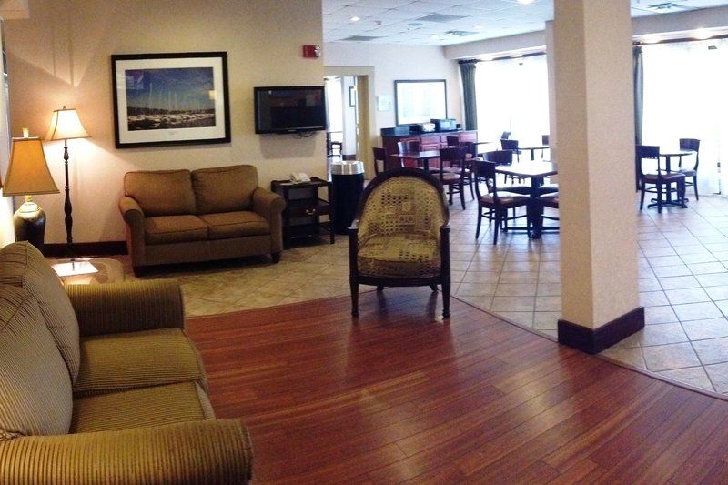 Quality Inn Valley - West Point Εξωτερικό φωτογραφία