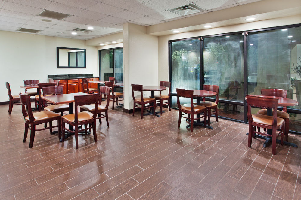 Quality Inn Valley - West Point Εξωτερικό φωτογραφία